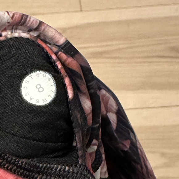 LIKE NEW Lululemon Women’s Wunder Under Hi-Rise Tight Leggings *Nulux 25” - Picture 5 of 8